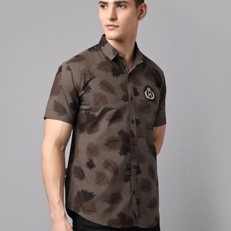 Radha - Cotton Blend Floral Printed Men's Half Sleeve Shirt